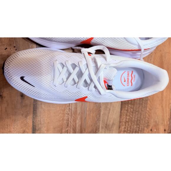 Size 11 - Nike Revolution 8 White Bright Crimson main image 7